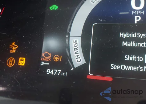 2025 Toyota Camry Le z USA, uszkodzony, nr VIN 4T1DAACK8SU186251